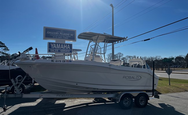 2019 Robalo R200 